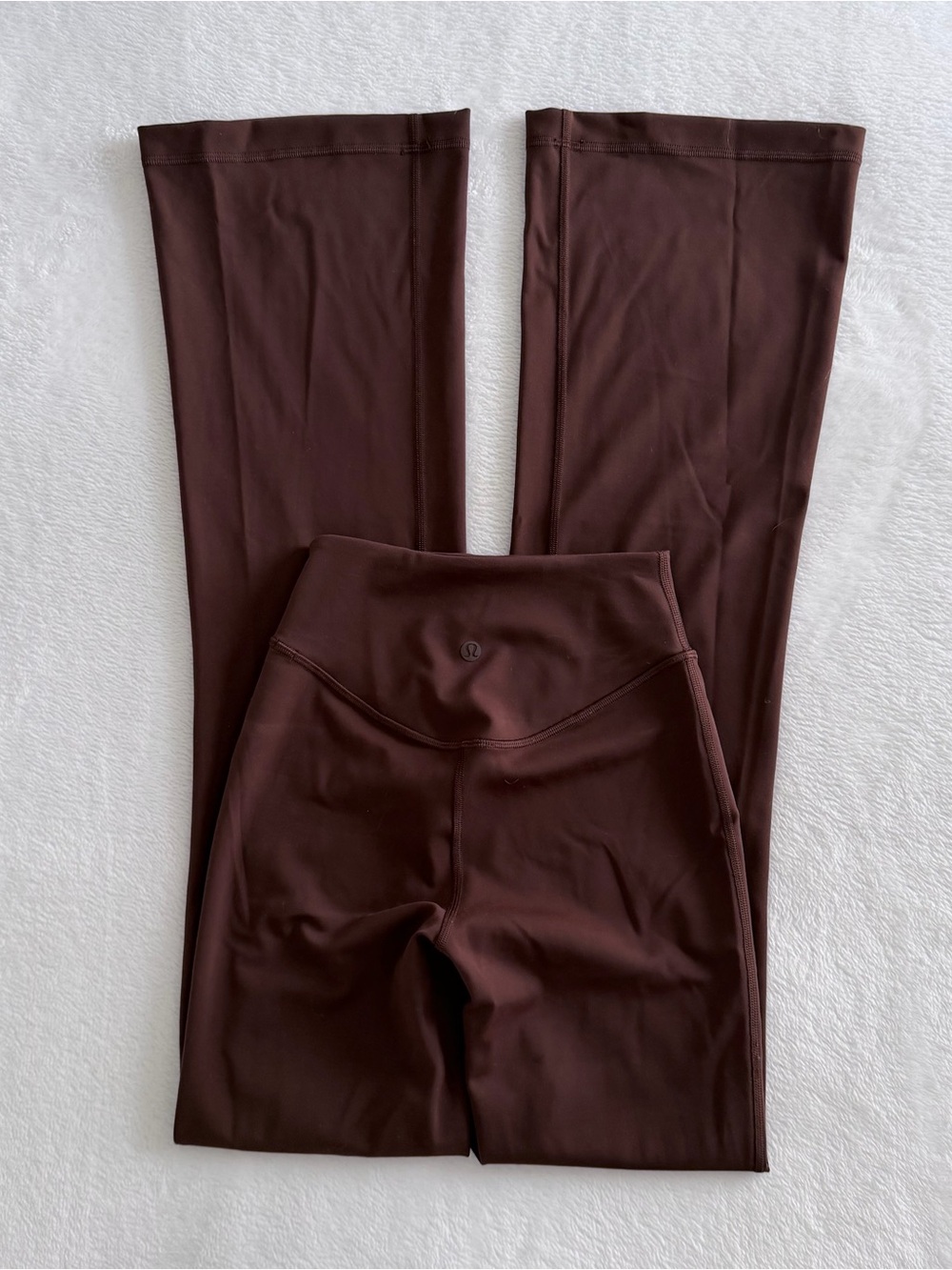 Lululemon Align High Rise Mini Flared Nulu Pant
Roasted Brown Size 0 XS Yoga Gym